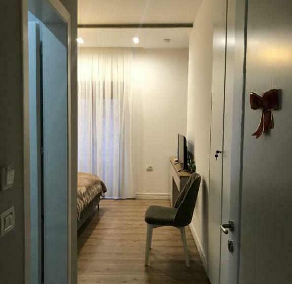 تختخواب و صبحانه Guesthouse Sara & Esi