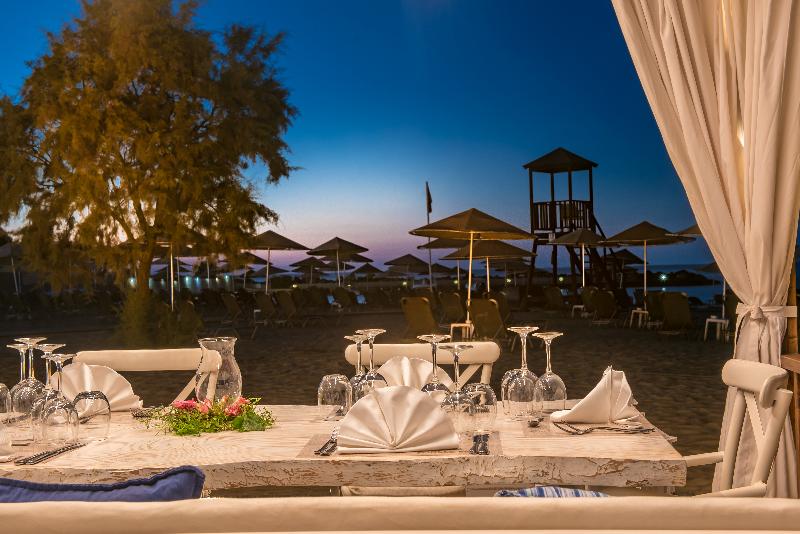 هتل Fodele Beach Water Park Resort