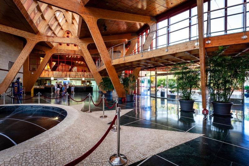 هتل Holiday Premium Resort