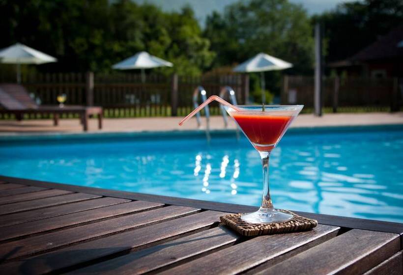 هتل روستایی Rural La Lluriga