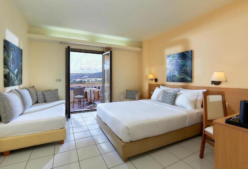 هتل Sissi Bay Resort