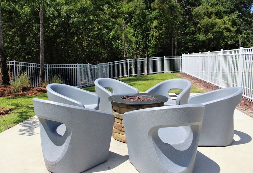 Курорт Hilton Vacation Club Cypress Pointe Orlando
