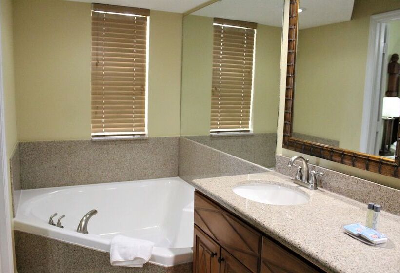 Курорт Hilton Vacation Club Cypress Pointe Orlando