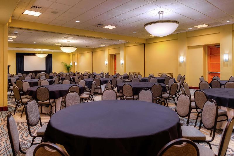 Doubletree By Hilton Hotel Tampa Airport  Westshore