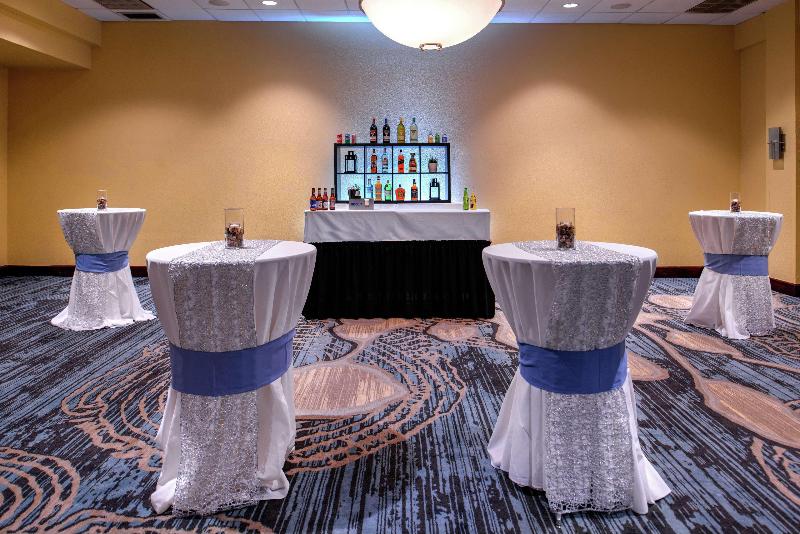 Doubletree By Hilton Hotel Tampa Airport  Westshore