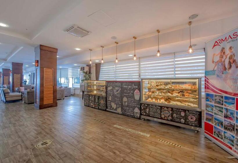 هتل Armas Gul Beach