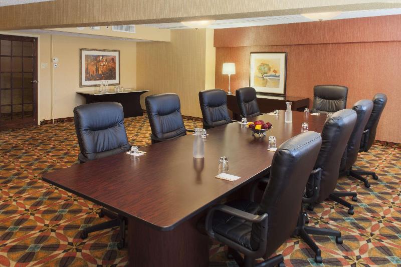 هتل The Brookhaven Atlanta