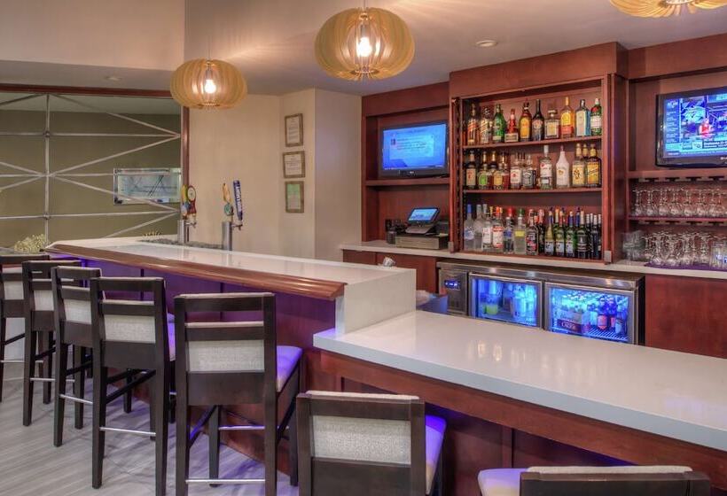 هتل The Brookhaven Atlanta