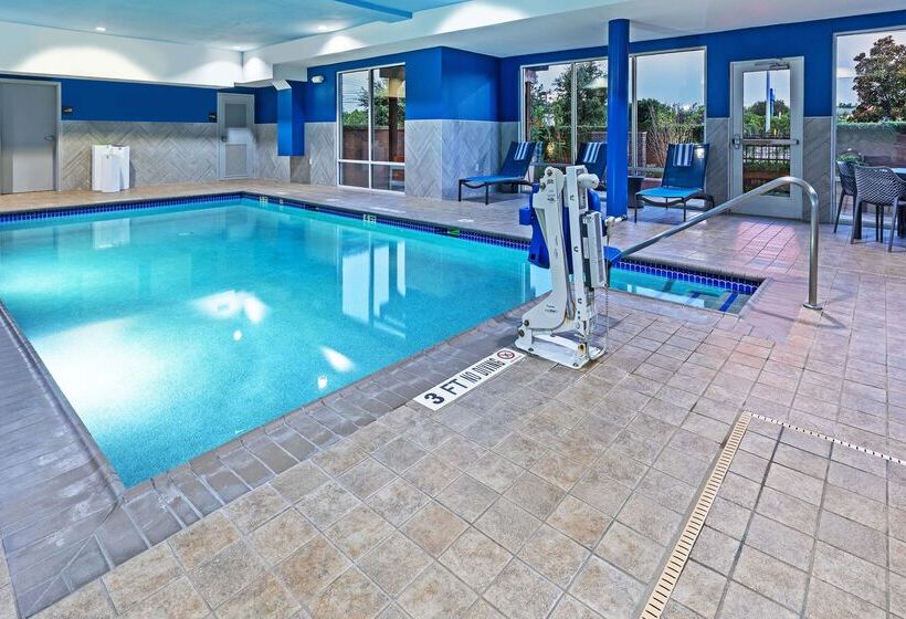 هتل Hampton Inn & Suites Houston Heights I 10