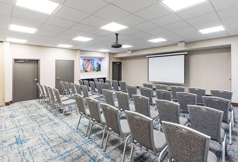 هتل Hampton Inn & Suites Houston Heights I 10