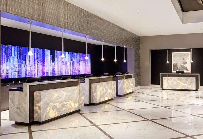 هتل Hilton Miami Downtown