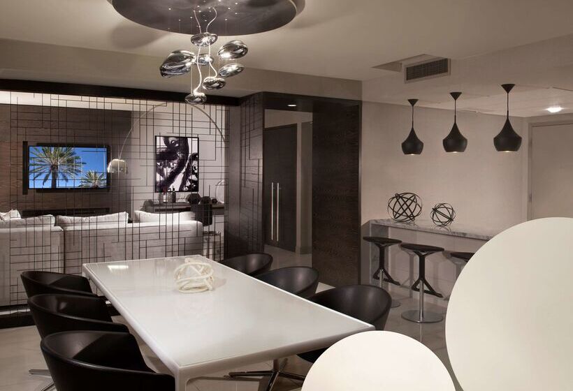 هتل Hyatt Regency Los Angeles International Airport