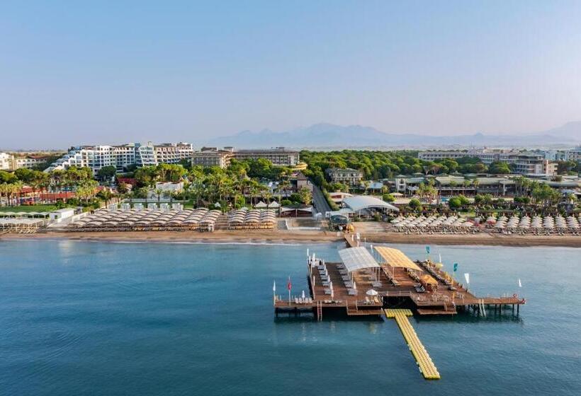 فندق Papillon Ayscha Resort & Spa