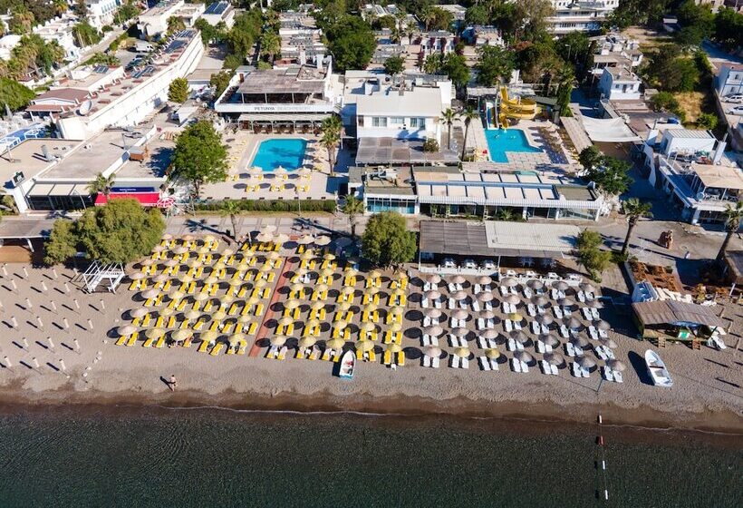 ホテル Petunya Beach Resort