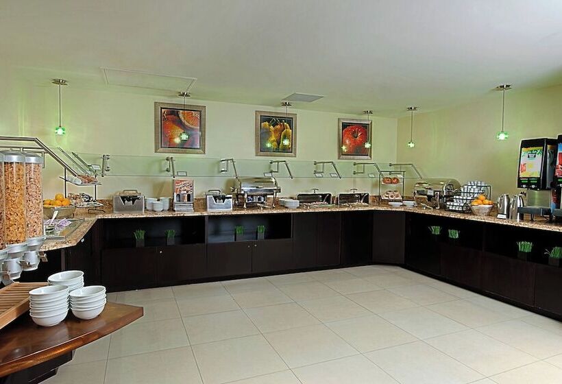 Отель Residence Inn By Marriott St. Petersburg Treasure Island