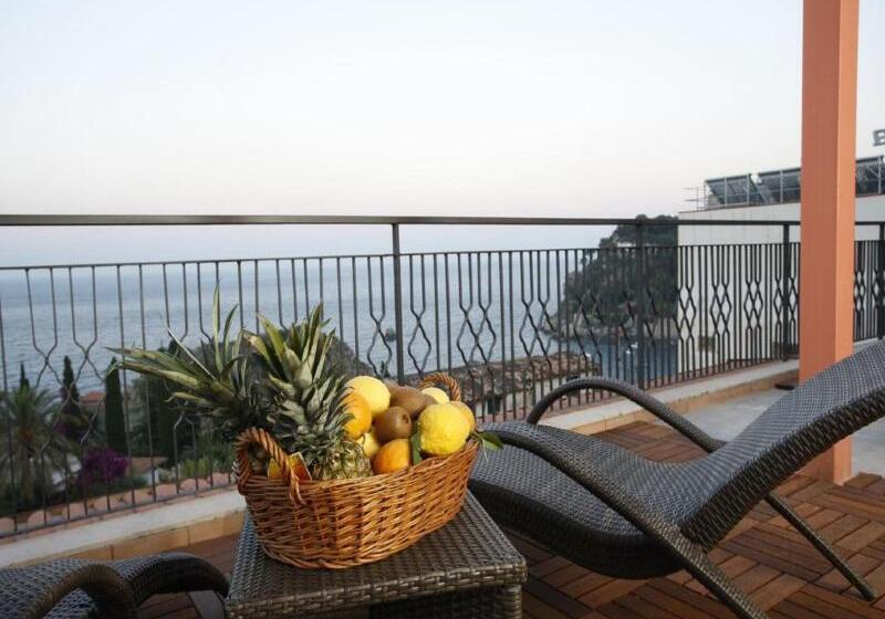 هتل Villa Esperia