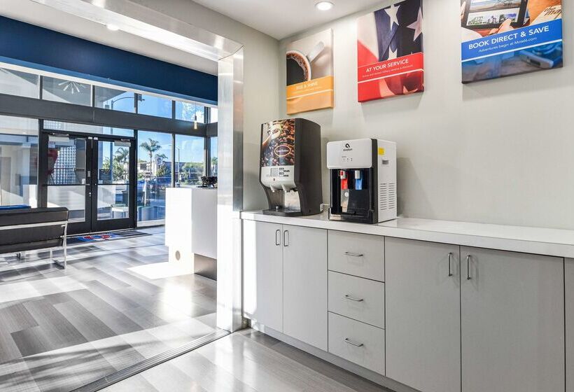 Motel 6anaheim, Ca  Convention Center