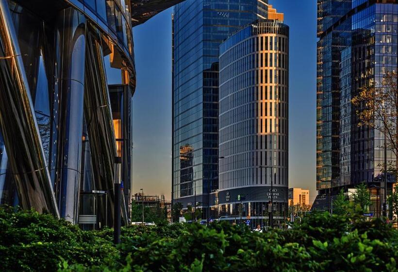 Crowne Plaza Warsaw The Hub, an IHG hotel