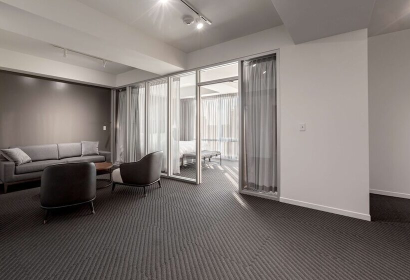 בית מלון כפרי Chauncey Iowa City, Tapestry Collection By Hilton
