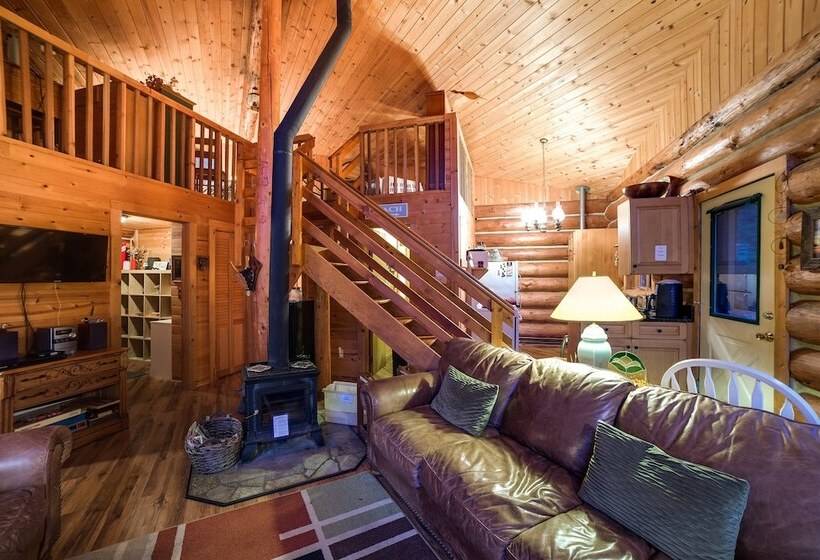 97mf   Lakeside   Dock   Bbq   Pets Ok   Sleeps 6