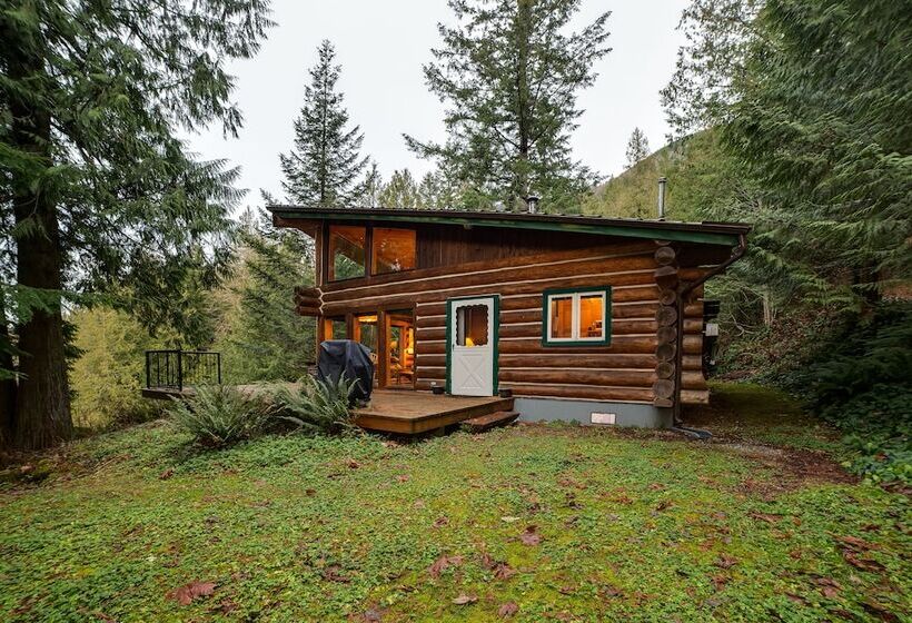 97mf   Lakeside   Dock   Bbq   Pets Ok   Sleeps 6