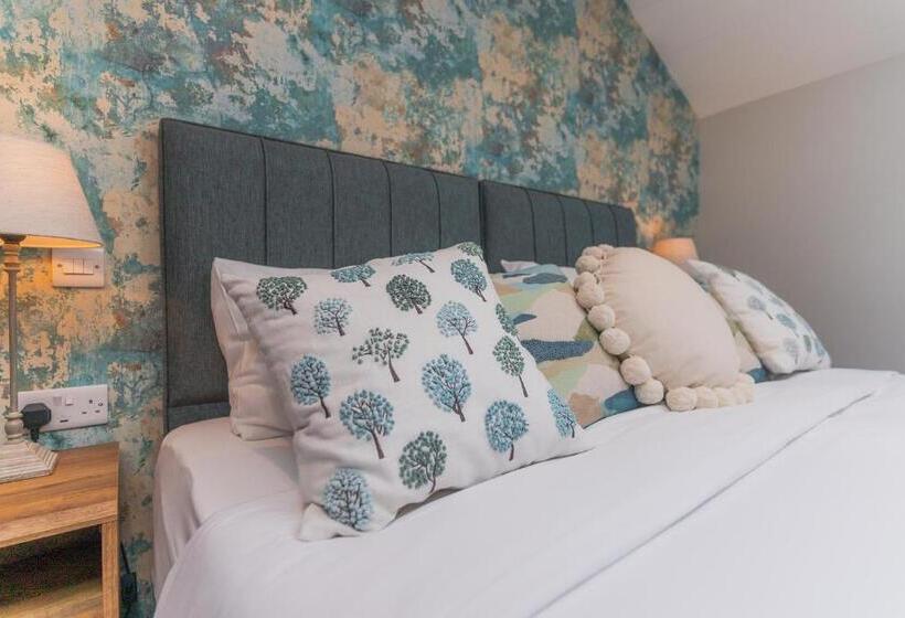مبيت وإفطار Carrick Rooms