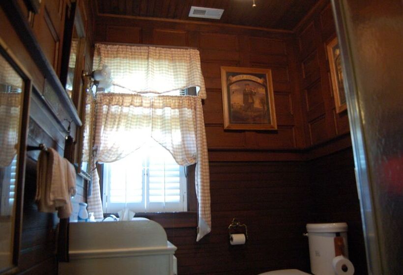 Bed and Breakfast Mountain Laurel Inn