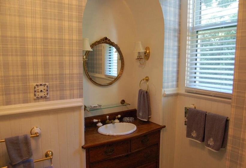 Bed and Breakfast Mountain Laurel Inn