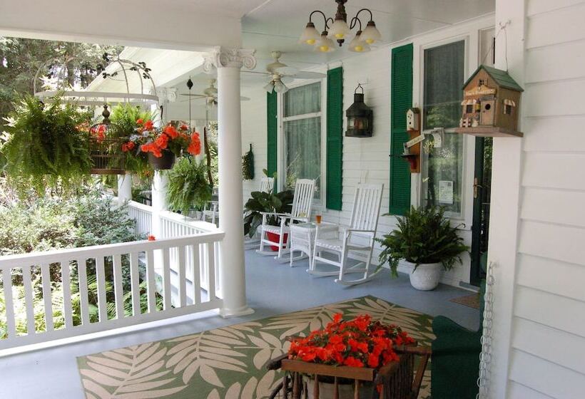 Bed and Breakfast Mountain Laurel Inn