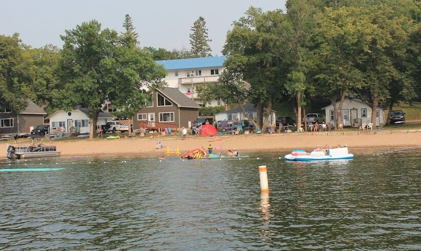 Отель Viking Bay Resort And Lodge