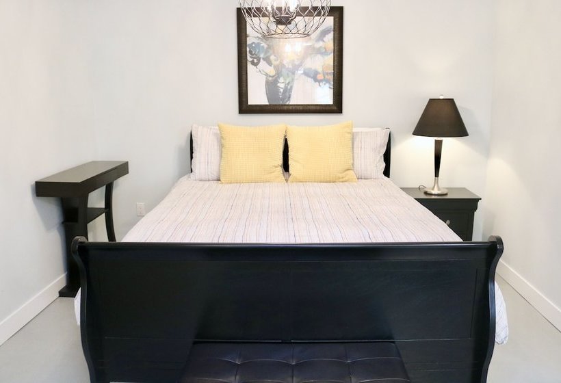 펜션 Laurelhurst Historic Dougan Suites