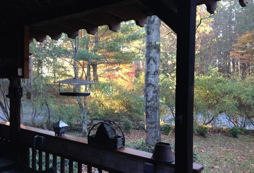 The Ebenezer House Bed & Breakfast