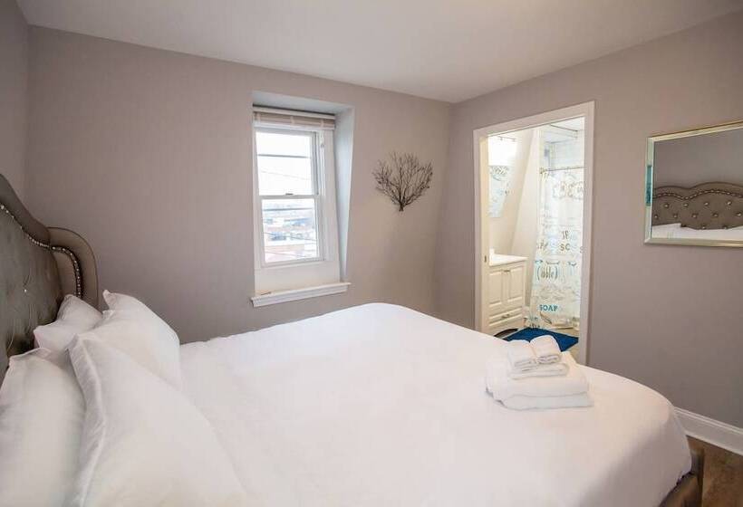 Luxe 4br 3 Bath North End & Faneuil Hall