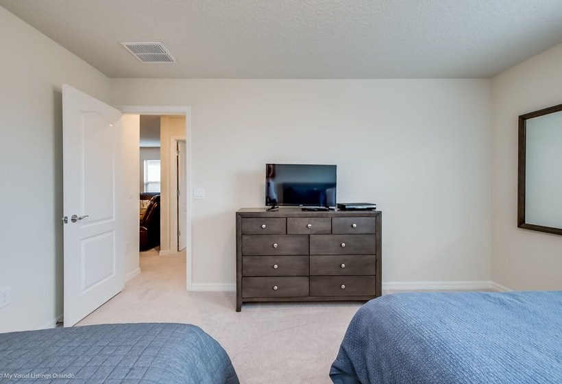 Misty Oak Circle Villa  Solterra