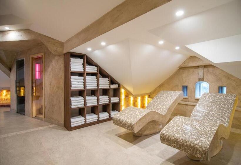 تختخواب و صبحانه Vila Emilia