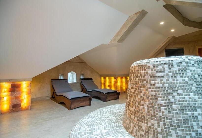 تختخواب و صبحانه Vila Emilia