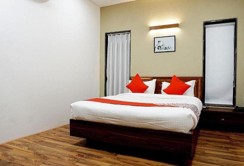 فندق Oyo 75890 Prasad Lodge