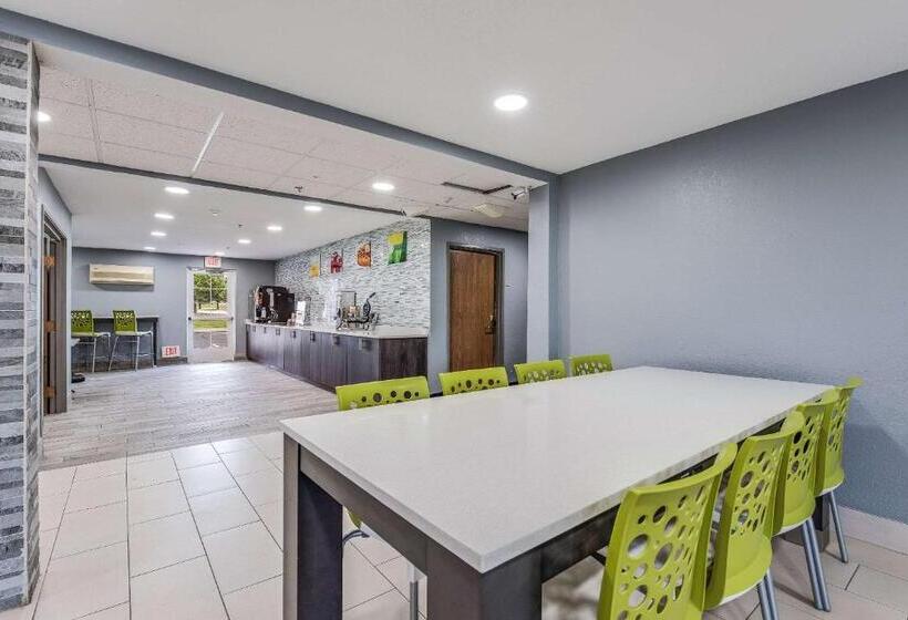 호텔 Quality Inn Owatonna Near Medical Center