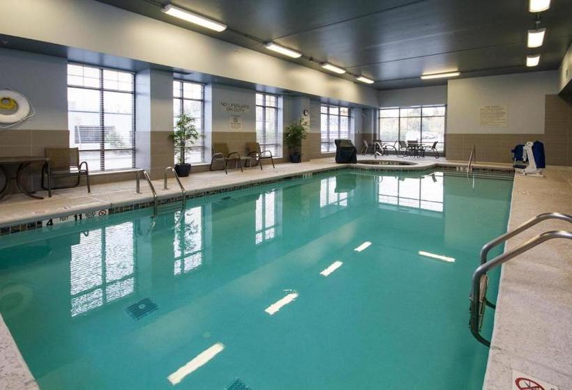 فندق The Mosey Buffalo Williamsville, Tapestry Collection Hilton