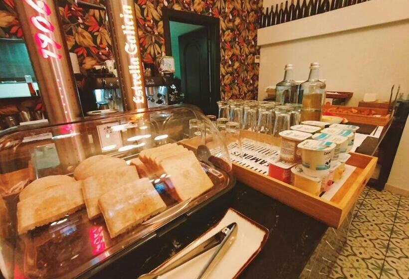 مسافرخانه Hosteria Sara By Gaiarooms