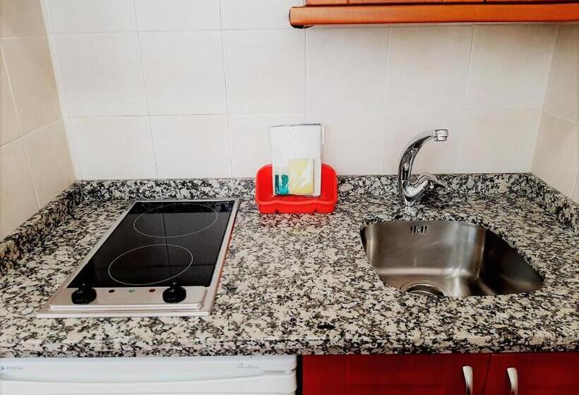 مسافرخانه Hosteria Sara By Gaiarooms