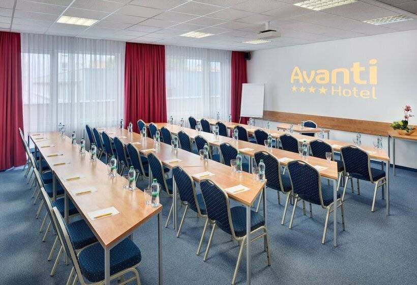 هتل Avanti