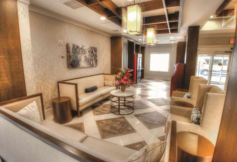 هتل Doubletree Suites By Hilton At The Battery Atlanta