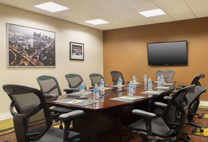 בית מלון כפרי Hilton Garden Inn Lax  El Segundo