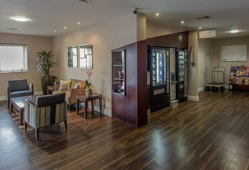 בית מלון כפרי Holiday Inn Express Royal Docks, An Ihg