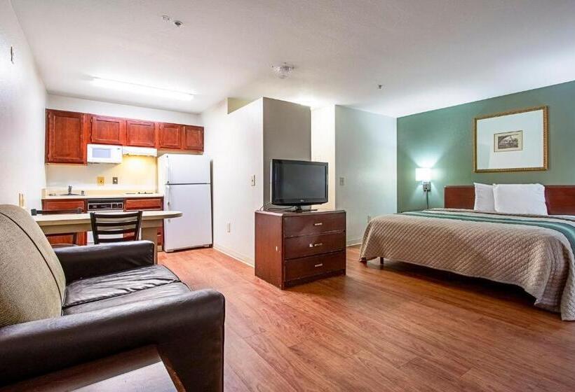 فندق Hometowne Studios By Red Roof Phoenix   Black Canyon Highway