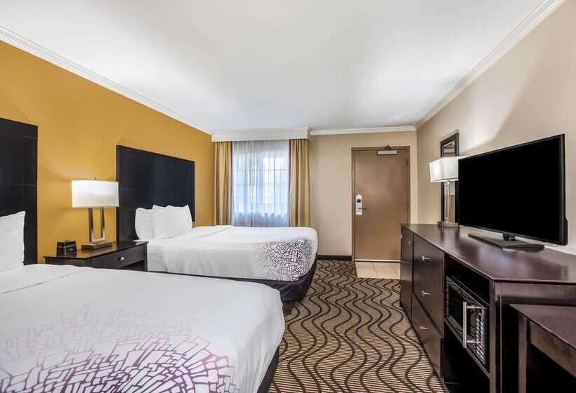 فندق La Quinta By Wyndham Carlsbad   Legoland Area