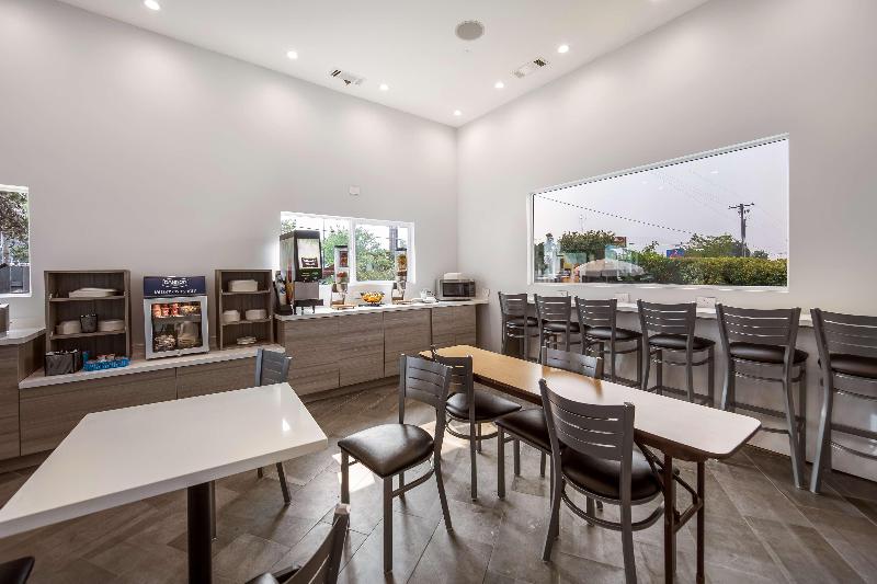 Отель Red Lion Inn & Suites Grants Pass