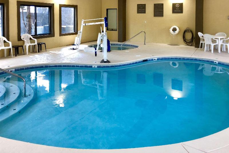 בית מלון כפרי Vista Suites Near Leconte Convention Center