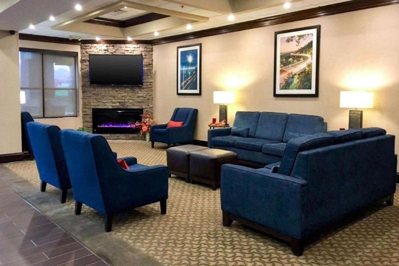 בית מלון כפרי Vista Suites Near Leconte Convention Center